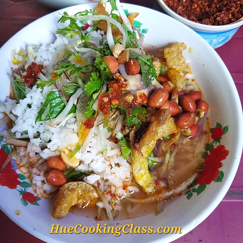 Com Hen Hue Clam rice